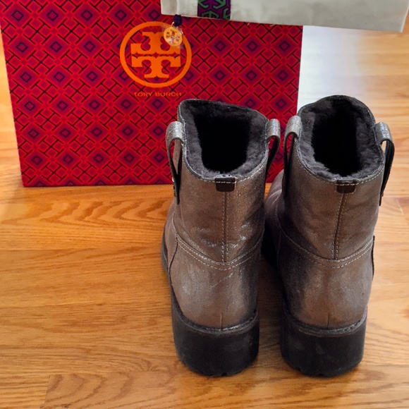 Tory Burch Wayland Short Boot (8) - Picture 5 of 16